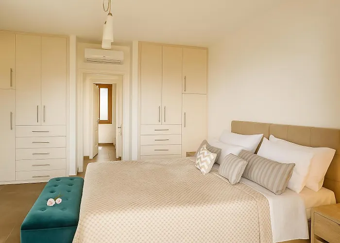 Villa Epidavros View *